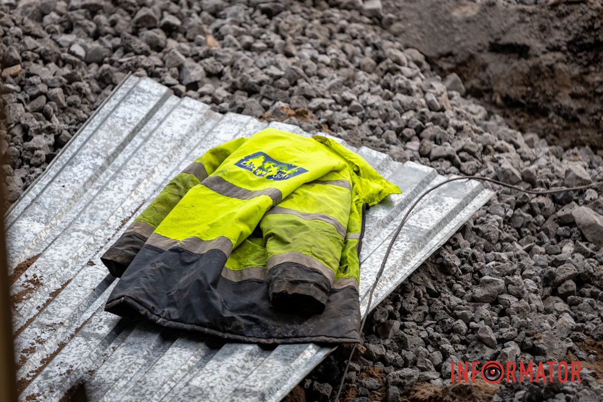 Работы продолжаются на тыльной части рынка