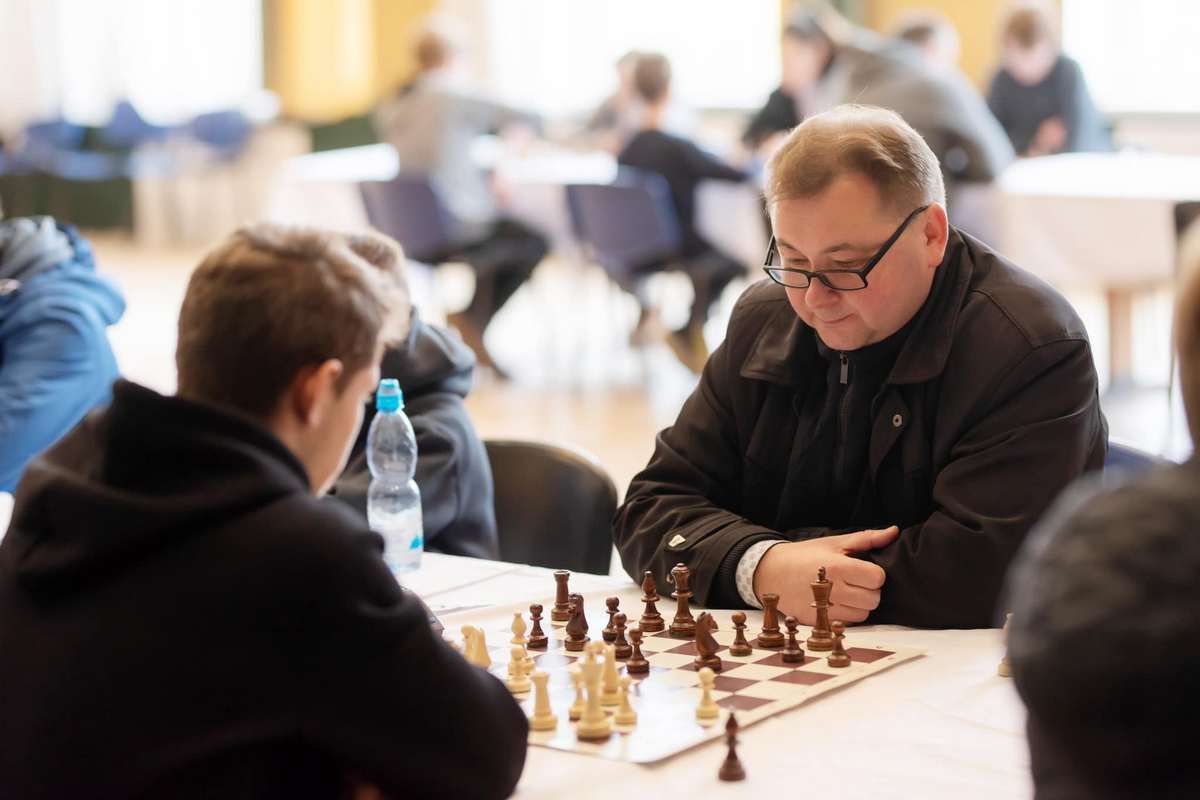 Переміг один з постійних фаворитів «Кубку Лівобережжя», 16-річний Кирило Нестеренко У Дніпрі пройшов шаховий турнір на «Кубок Лівобережжя» 7