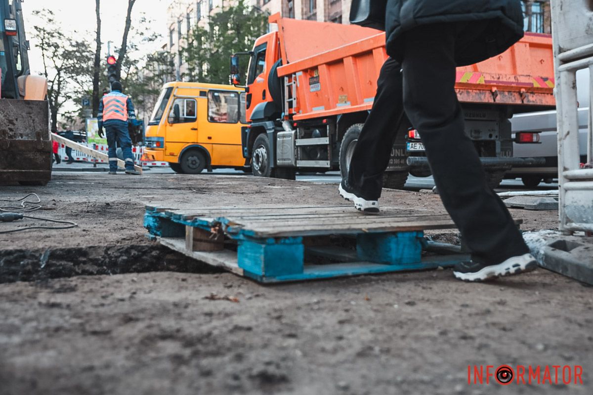 Торік на Грушевського також тривали будівельні роботи Торік на Грушевського також тривали будівельні роботи