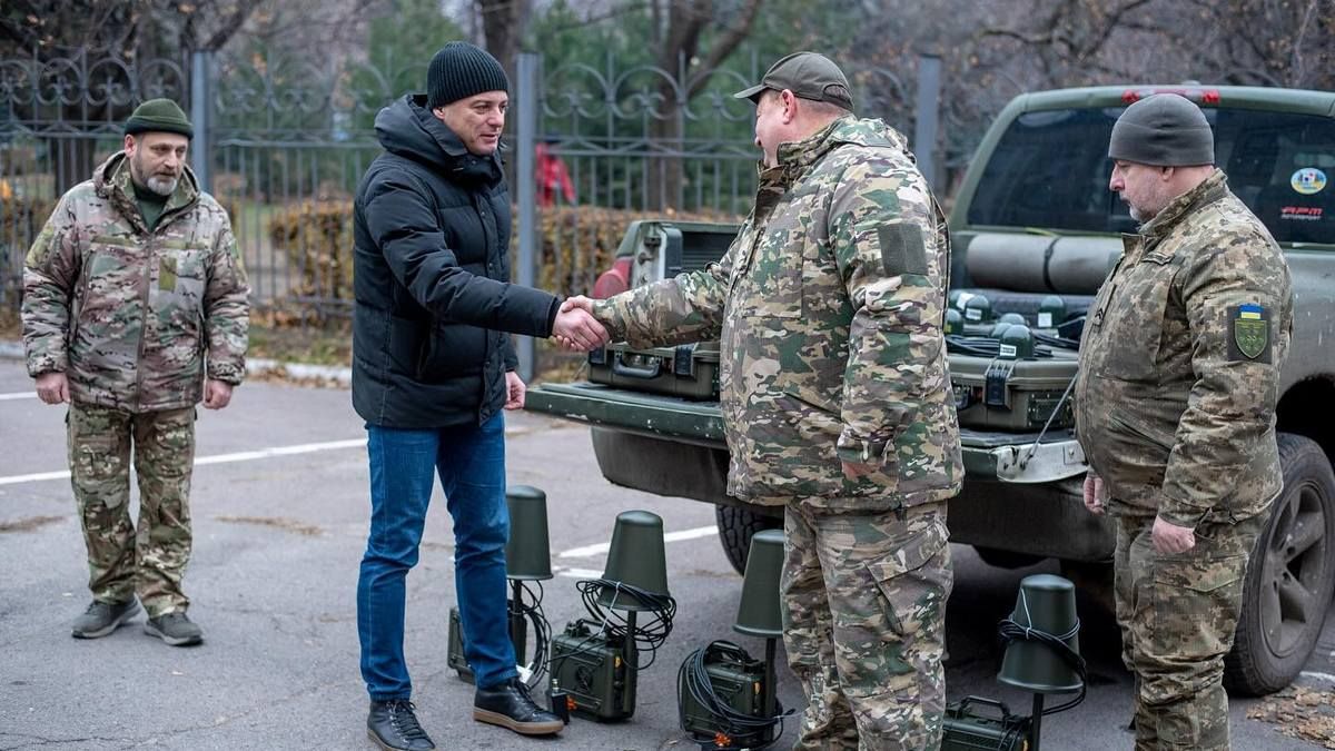 Батальйон ТрО Камʼянського району отримав 14 систем РЕБ