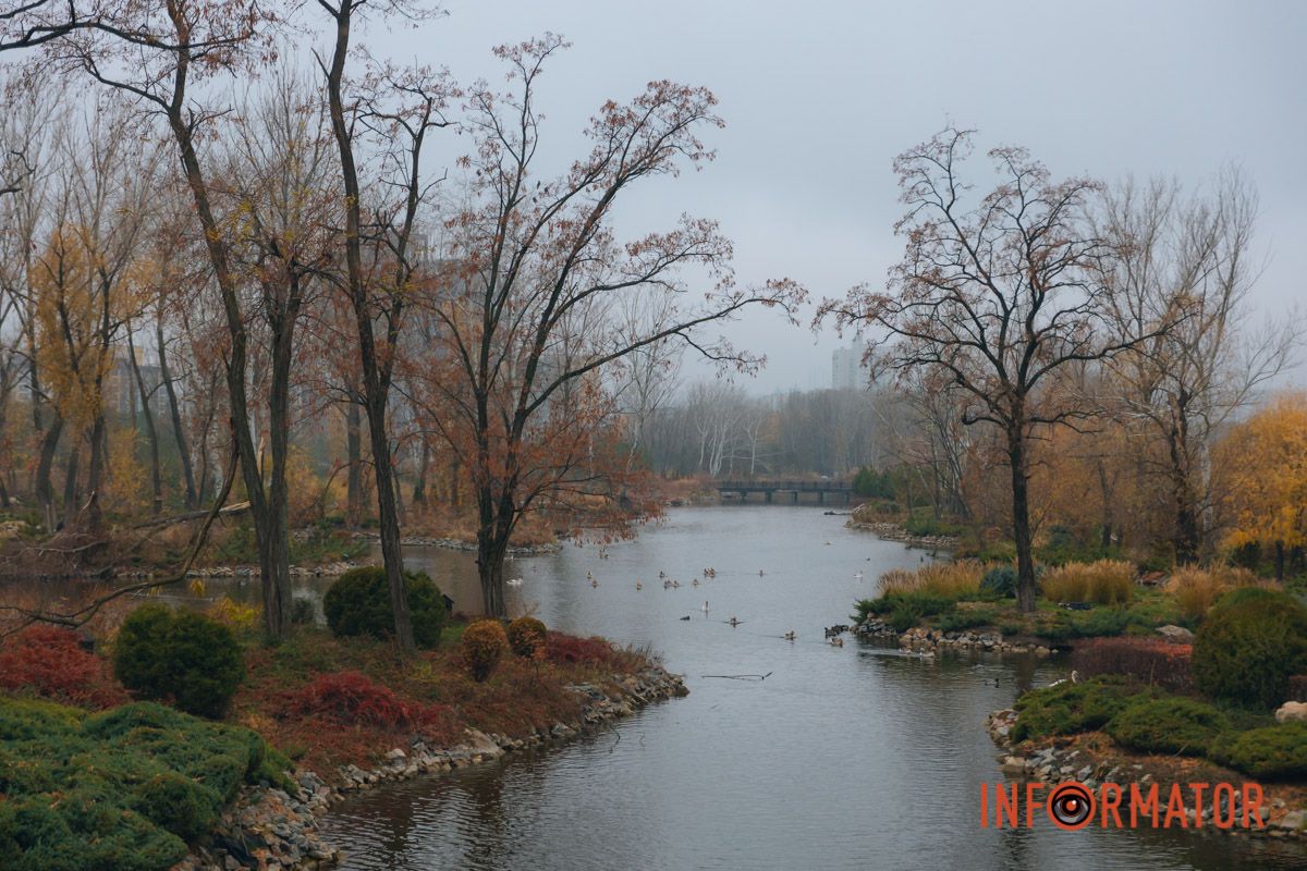 Словно окунул в покрывало: правый берег Днепра покрыл густой туман 6