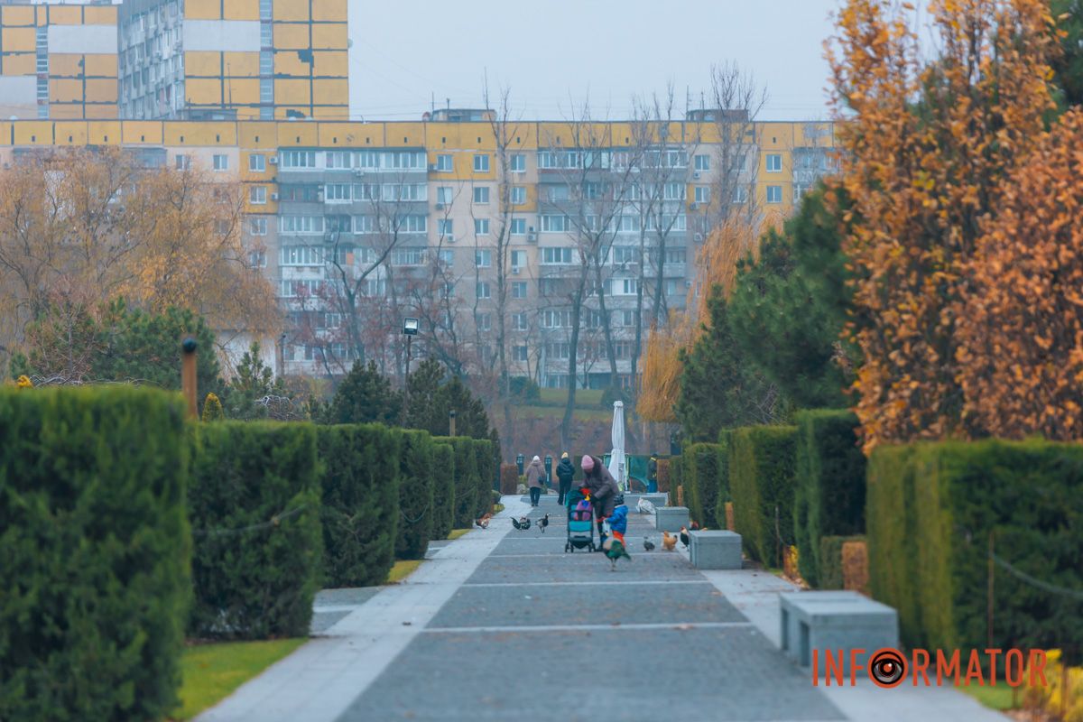 Словно окунул в покрывало: правый берег Днепра покрыл густой туман 13
