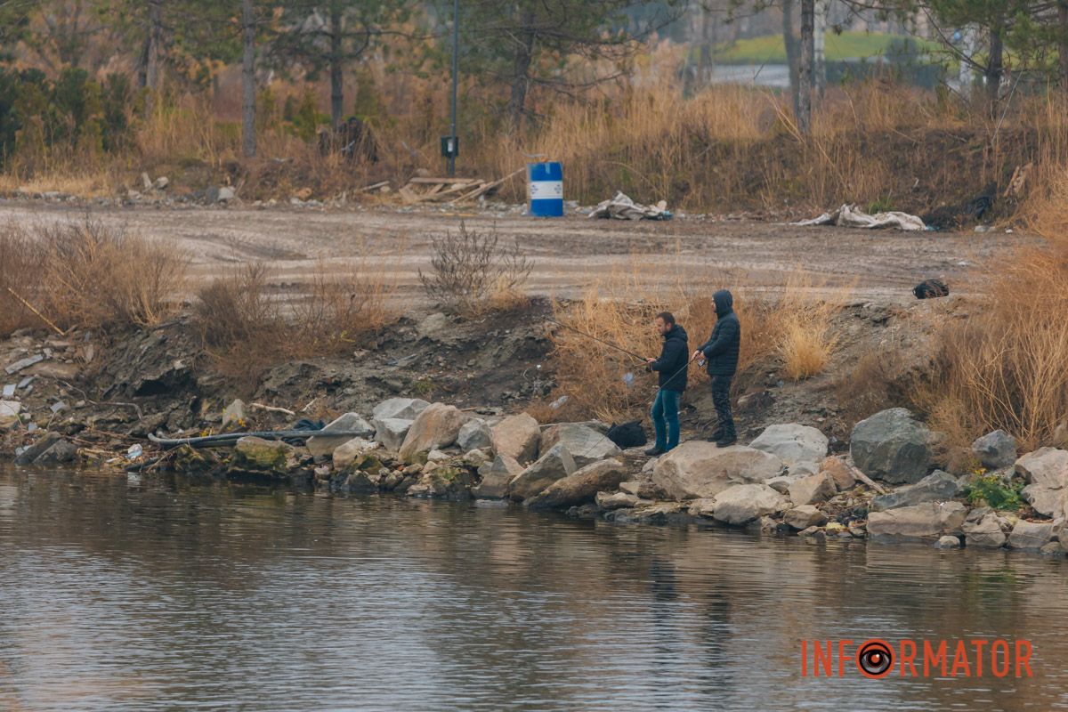 Словно окунул в покрывало: правый берег Днепра покрыл густой туман 34