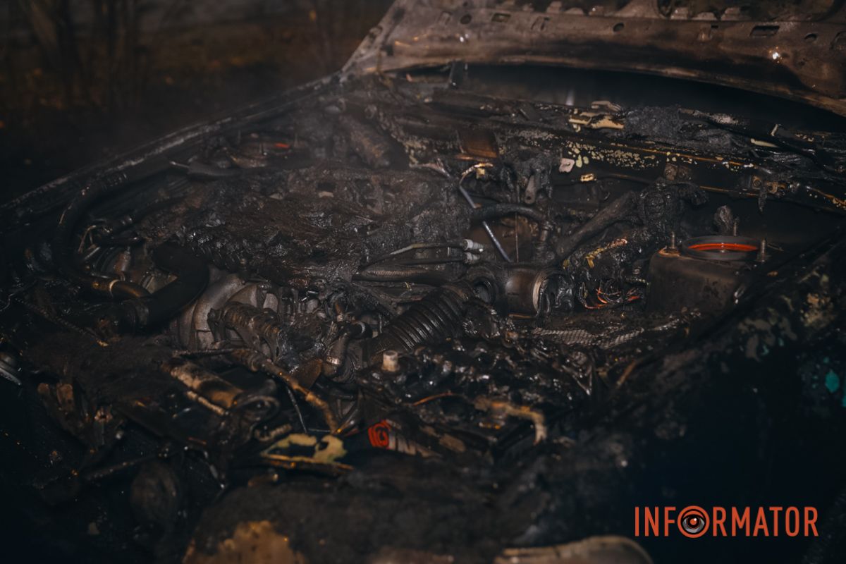 Горіло авто 11