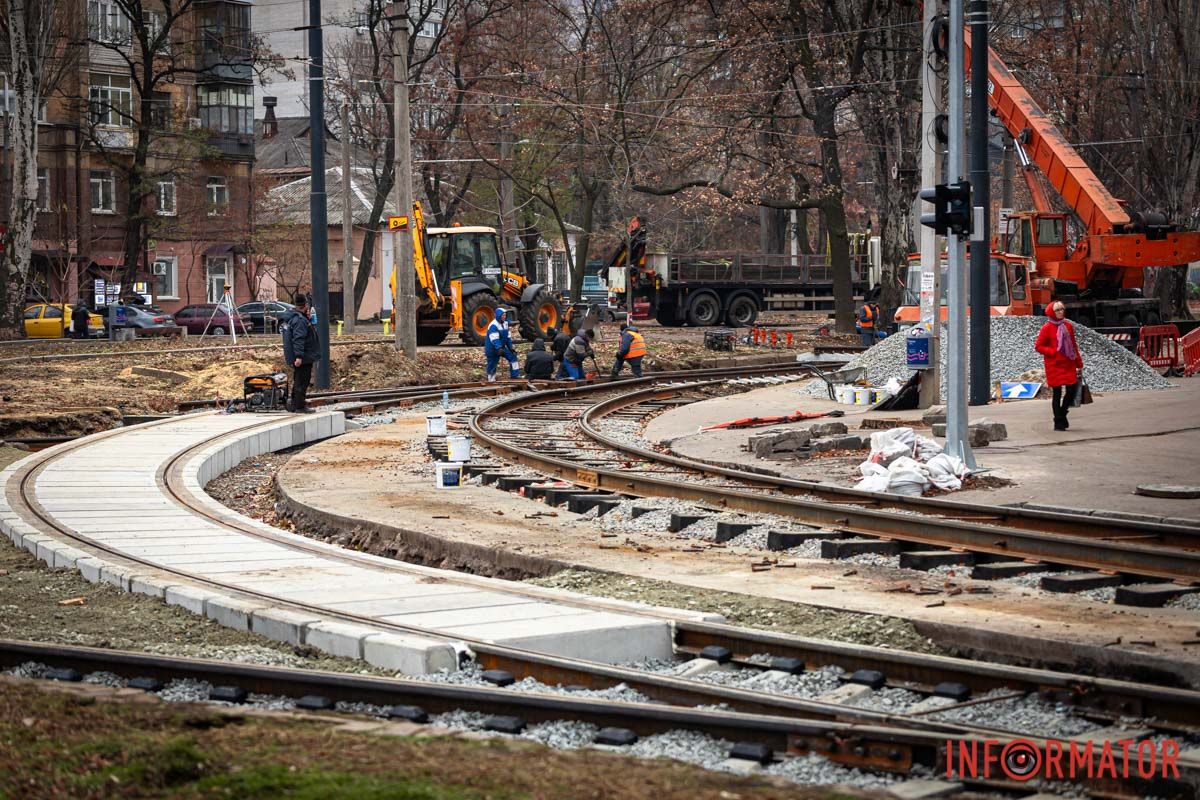 Работа кипит