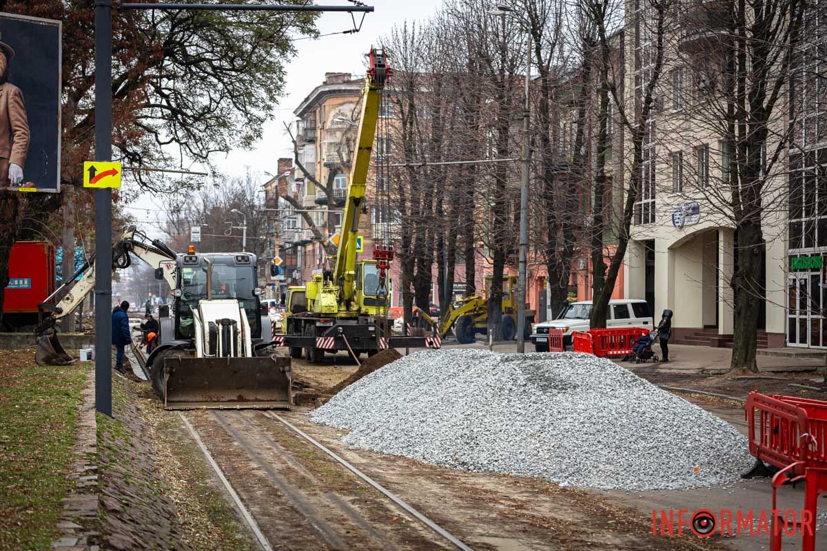 В Днепре стартовал третий этап ремонта трамвайного переезда по проспекту Леси Украинки: когда завершат работы 11