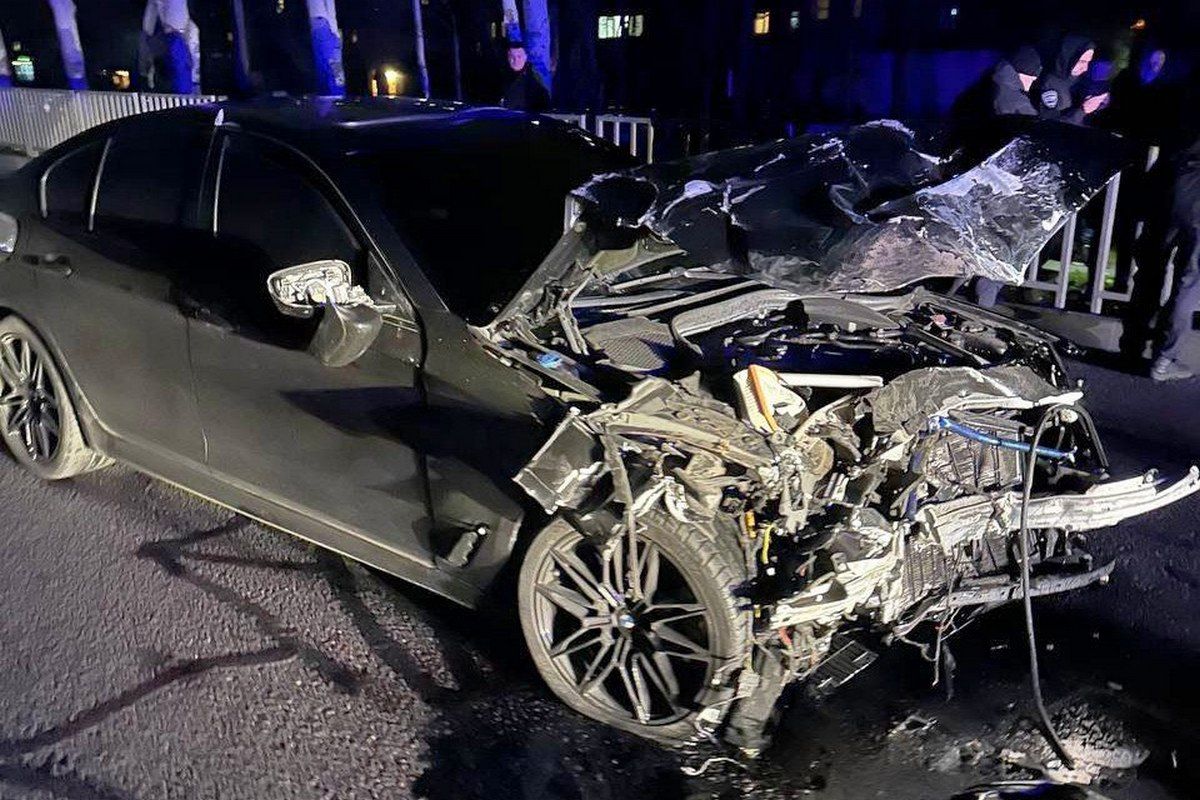 BMW влетів у Ford: загинула 10-річна річна дівчинка