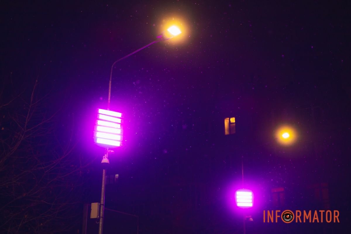 Не забудьте оставить под подушкой вкуснятина: в Днепре накануне Дня святого Николая пошел снег 22