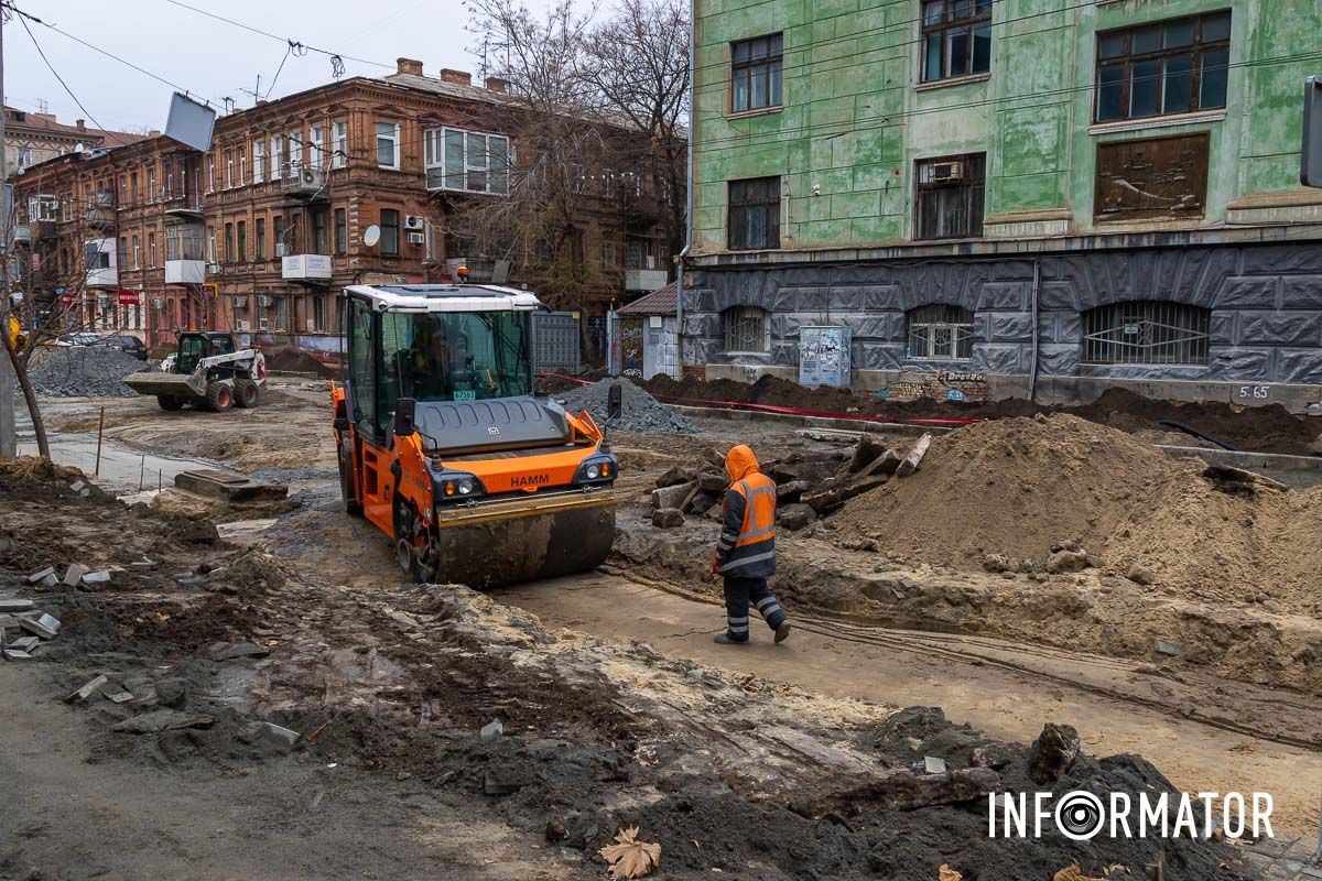 Работы должны быть завершены до конца года В Днепре на улице Князя Владимира Великого завершили ремонт коллектора 3