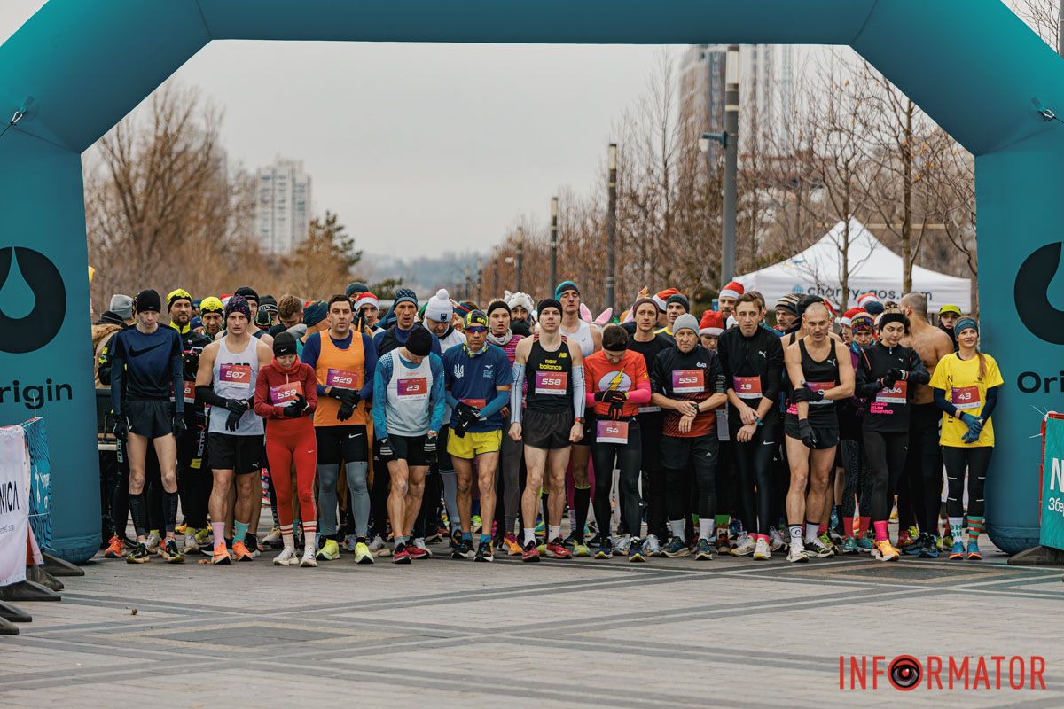 У Дніпрі 8 грудня пройшов традиційний благодійний забіг Миколайчиків 6