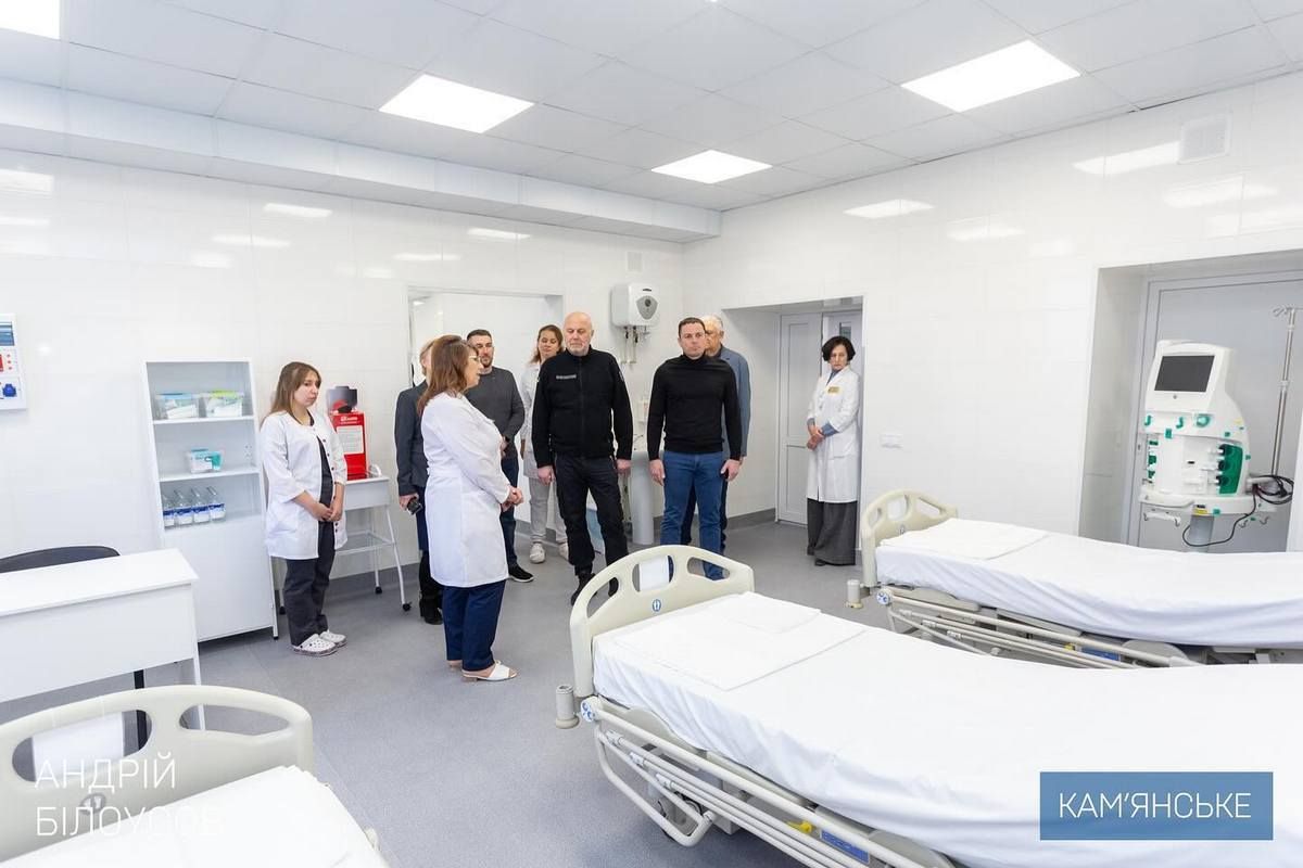 В Каменском открыли после ремонта отделение в городской больнице скорой медицинской помощи 1