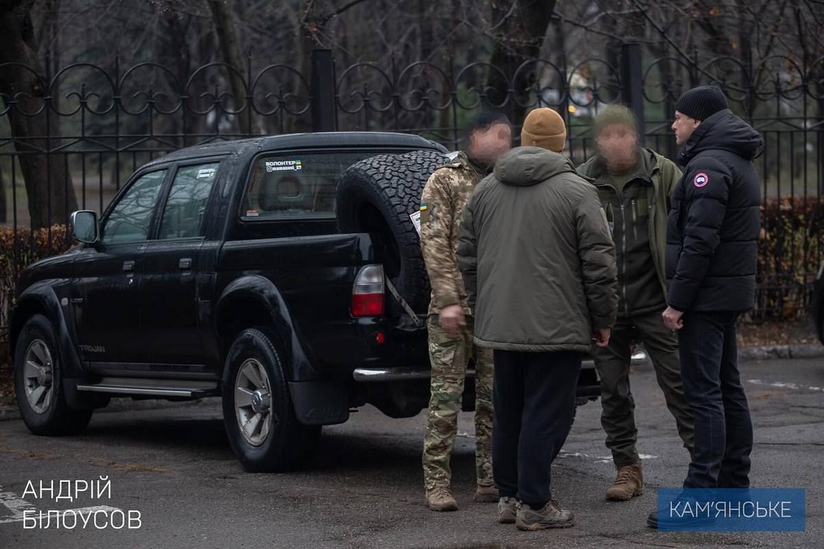 Передали комплект зимової гуми, генератор та обладнання Передали комплект зимової гуми, генератор та обладнання