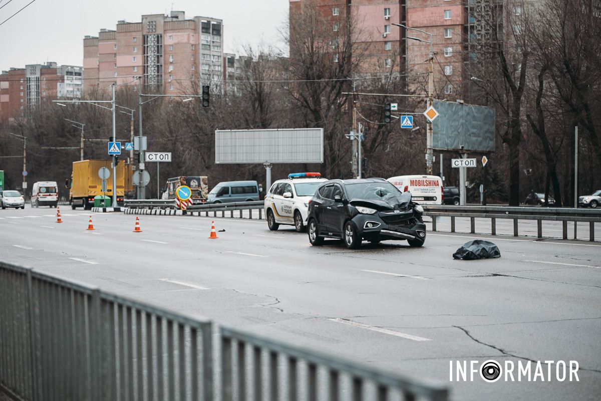 У Дніпрі на Запорізькому шосе на пішохідному переході Hyundai на смерть збив жінку 1