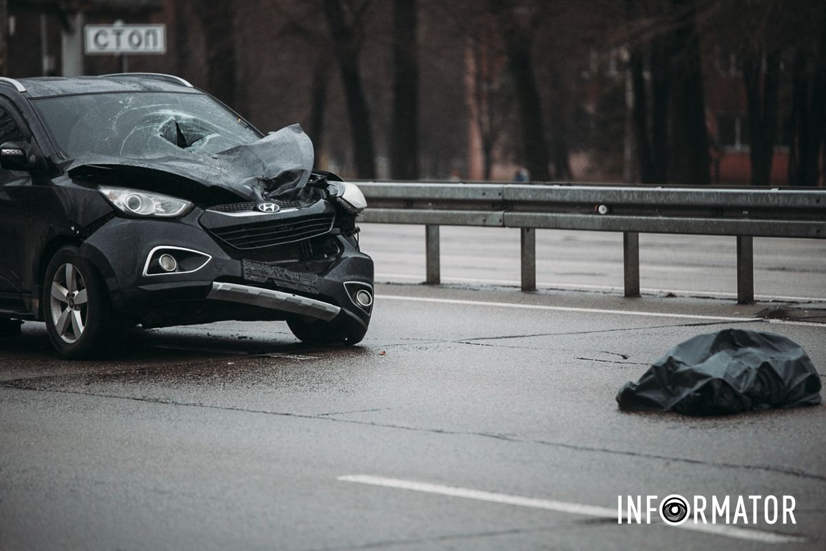 У Дніпрі на Запорізькому шосе на пішохідному переході Hyundai на смерть збив жінку 3