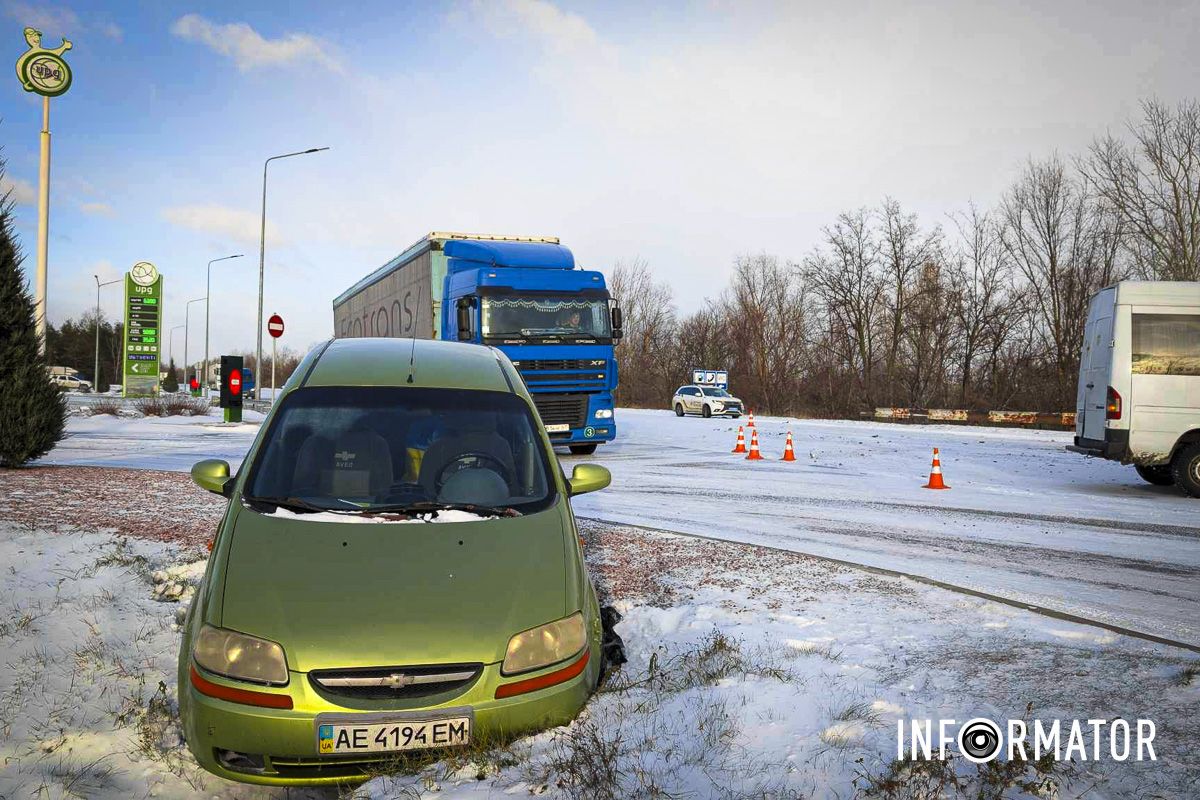 Транспортные средства получили сильные повреждения