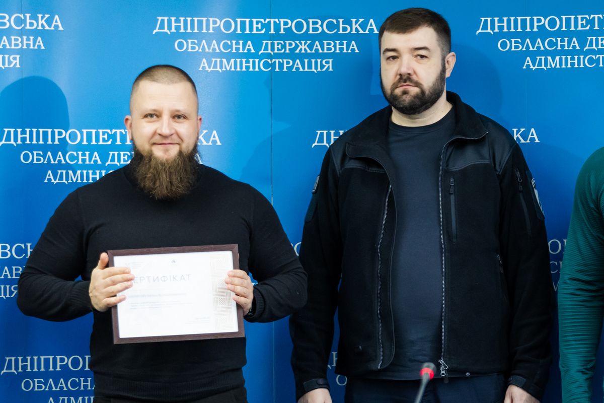 "«Перед суспільством стоїть важливе завдання – активне впровадження ветеранської політики", - Байдачний На Дніпропетровщині півсотні учасників бойових дій отримали грошові сертифікати на придбання житла 7