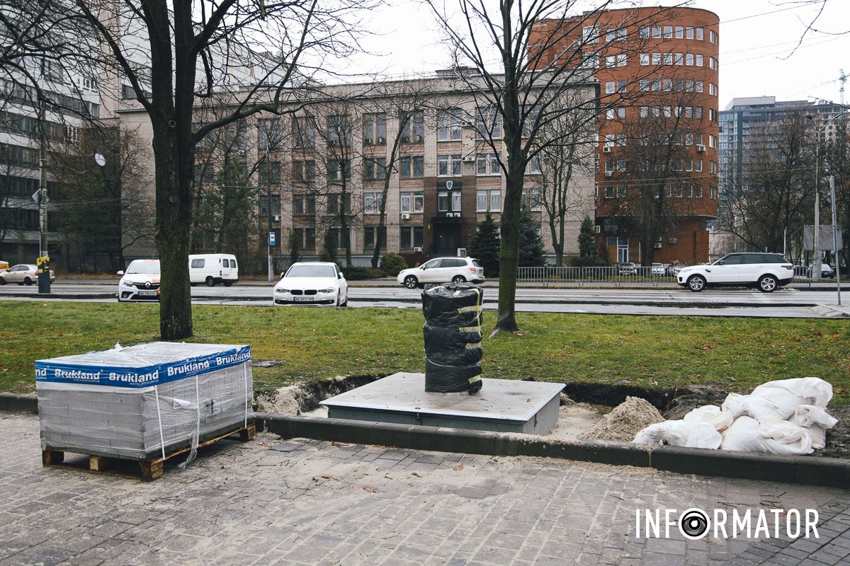 Территорию даже не огородили