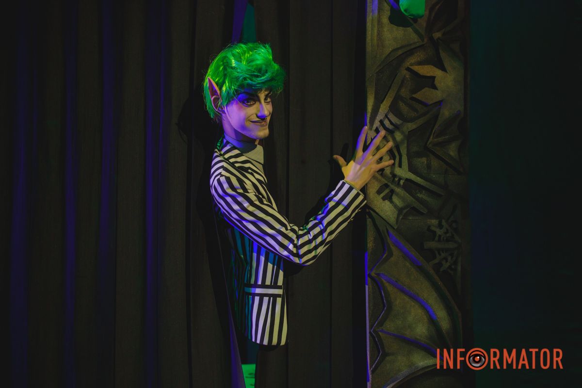 «TikTok-вечірка» та Скрудж: чим дивуватимуть глядачів в одному з театрів Дніпра 12