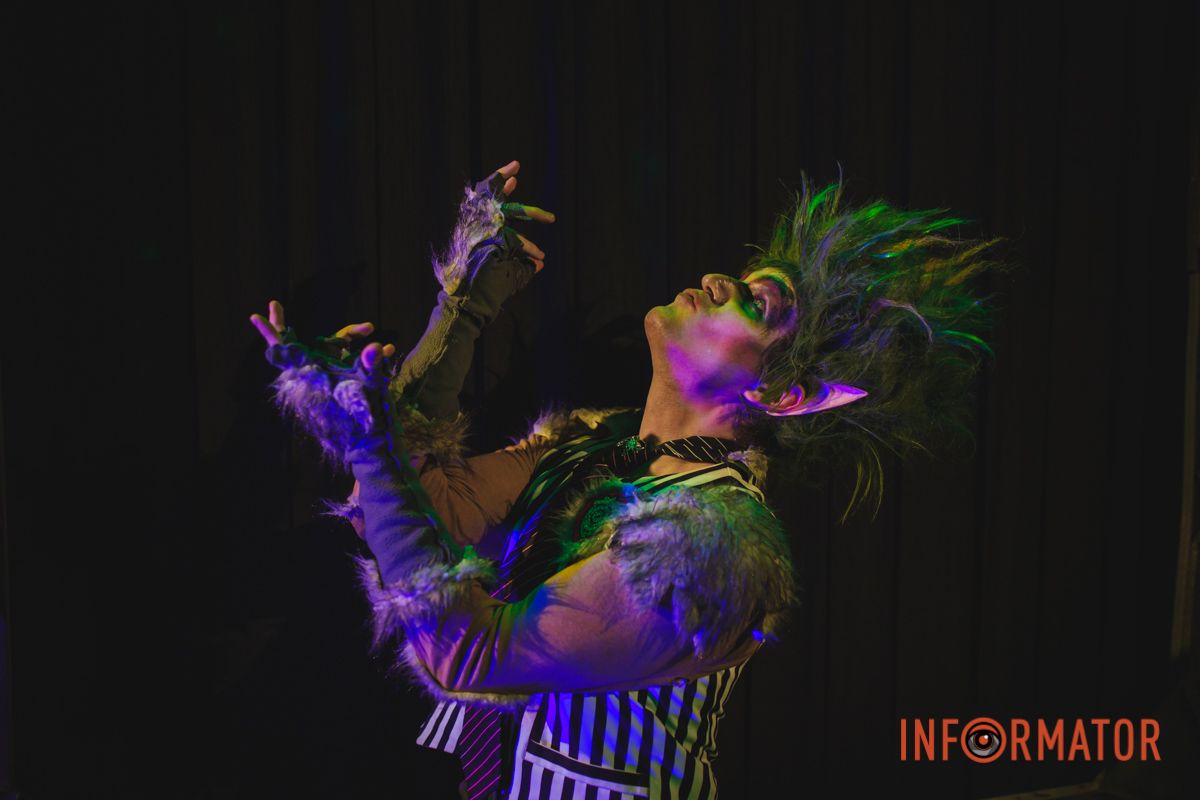 «TikTok-вечірка» та Скрудж: чим дивуватимуть глядачів в одному з театрів Дніпра 4