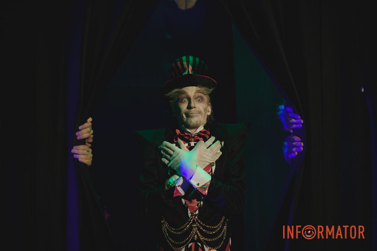 «TikTok-вечірка» та Скрудж: чим дивуватимуть глядачів в одному з театрів Дніпра 8