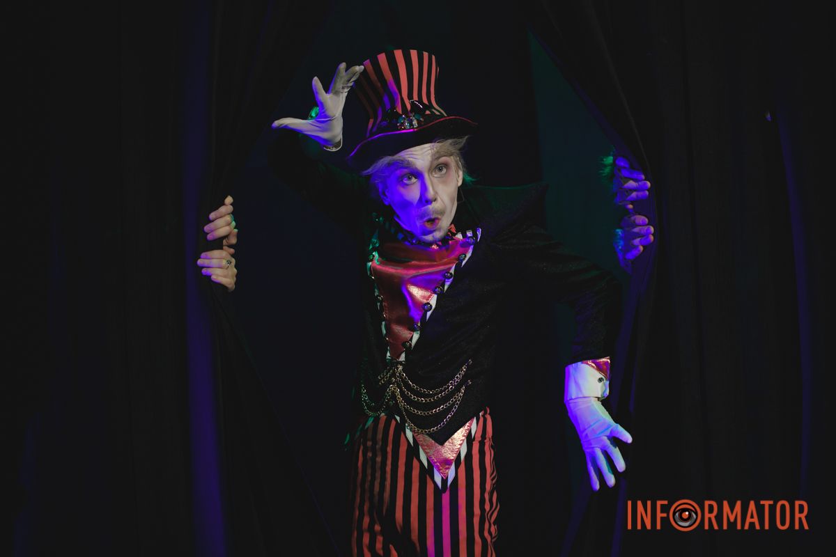 «TikTok-вечірка» та Скрудж: чим дивуватимуть глядачів в одному з театрів Дніпра 11