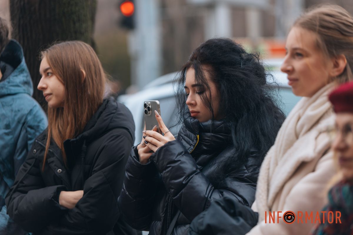 У Дніпрі відкрили 17 мініскульптуру: якому історичному об’єкту вона присвячена 7