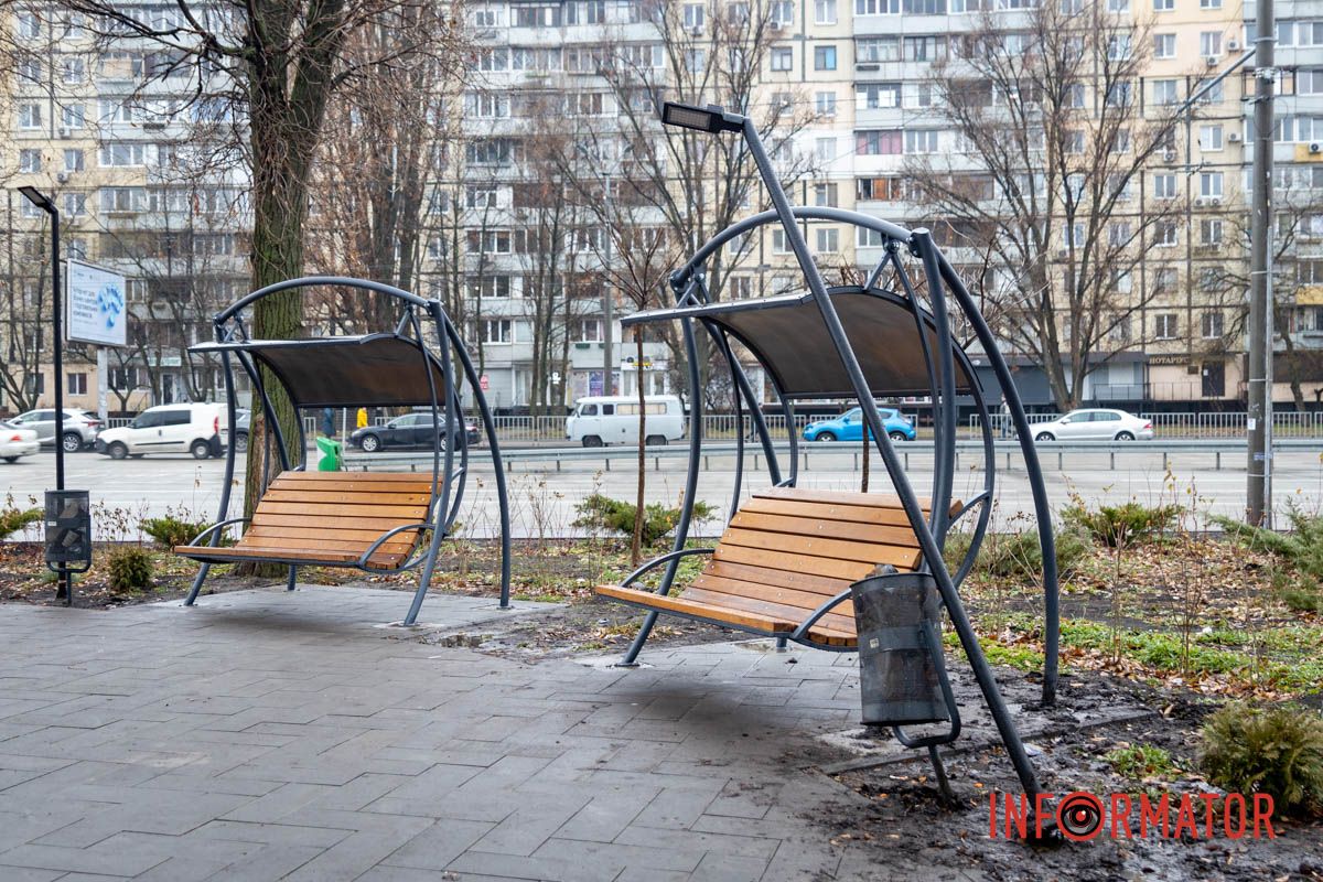 В Днепре по проспекту Героев обнаружили последствия хулиганских действий