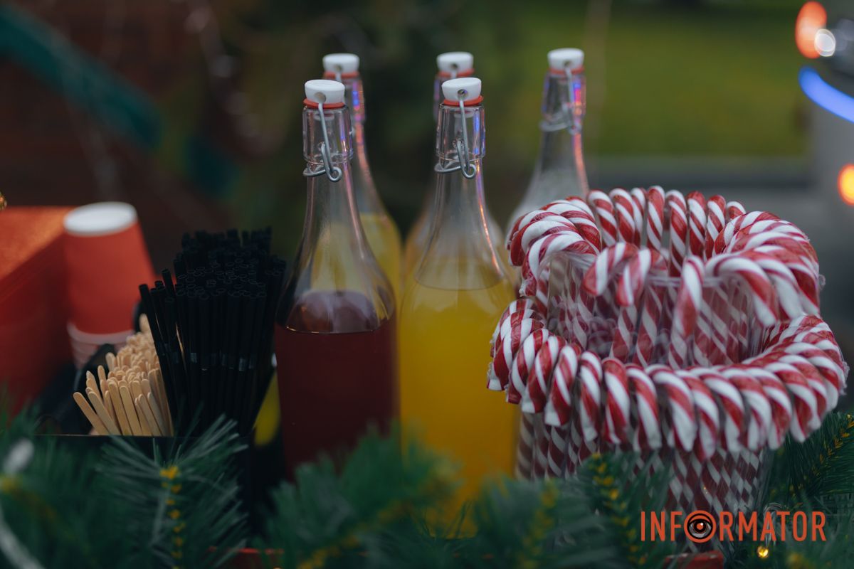 В Днепре у входа в парк Шевченко заработала новогодняя ярмарка с фотозоной: какие цены 22