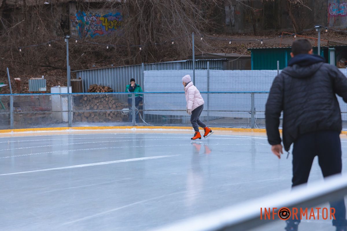 Кожні 2-3 години ковзанка закривається на технічну перерву