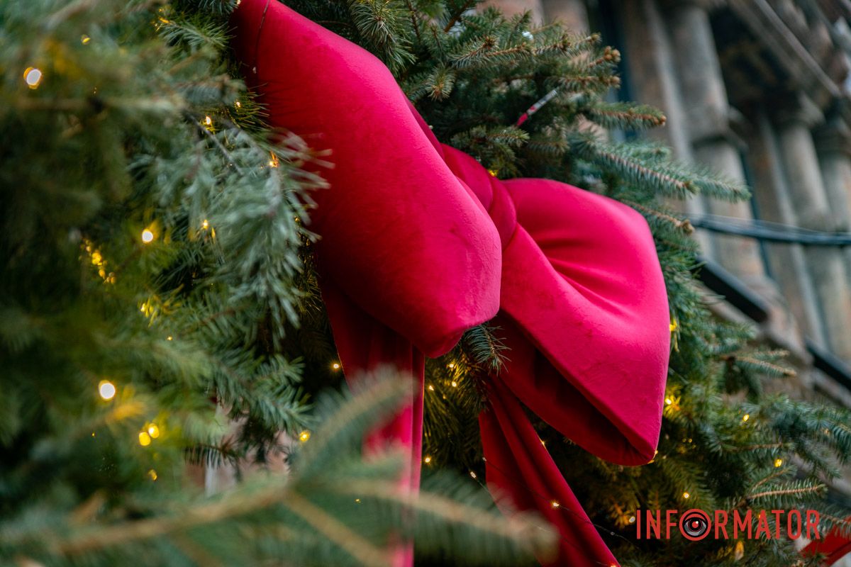 В Днепре жители и гости города могут сделать яркие фото в трех разных локациях