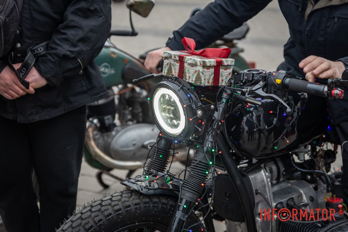 Оригинальные украшения на мотоциклах