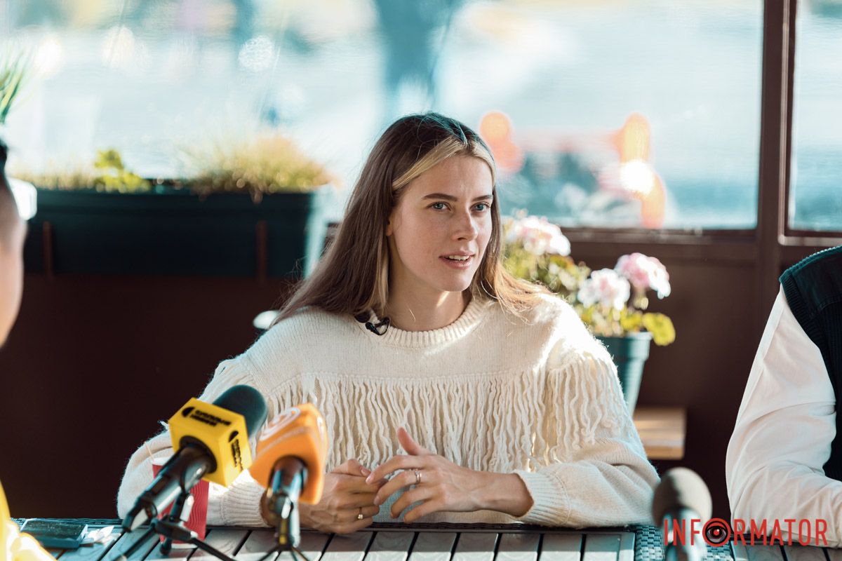 Ярослава Магучих: легкоатлетка из Днепра рассказала о мировом рекорде в прыжках в высоту, будущую свадьбу и TikTok 1