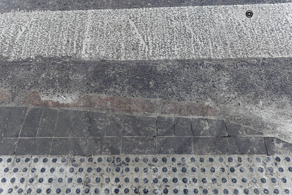 В центре Днепра снизили пешеходные переходы и расширили тротуар 7