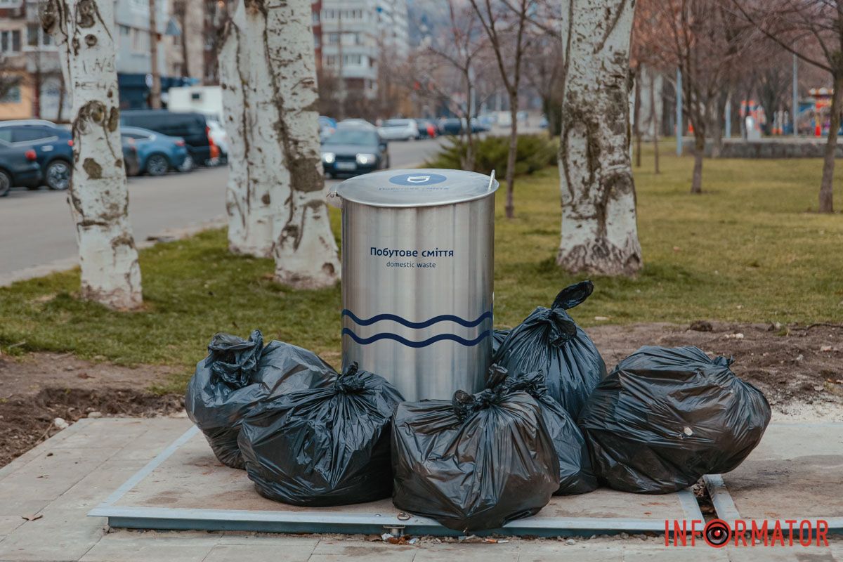 Такі баки встановили на ділянці у грудні 2024 року