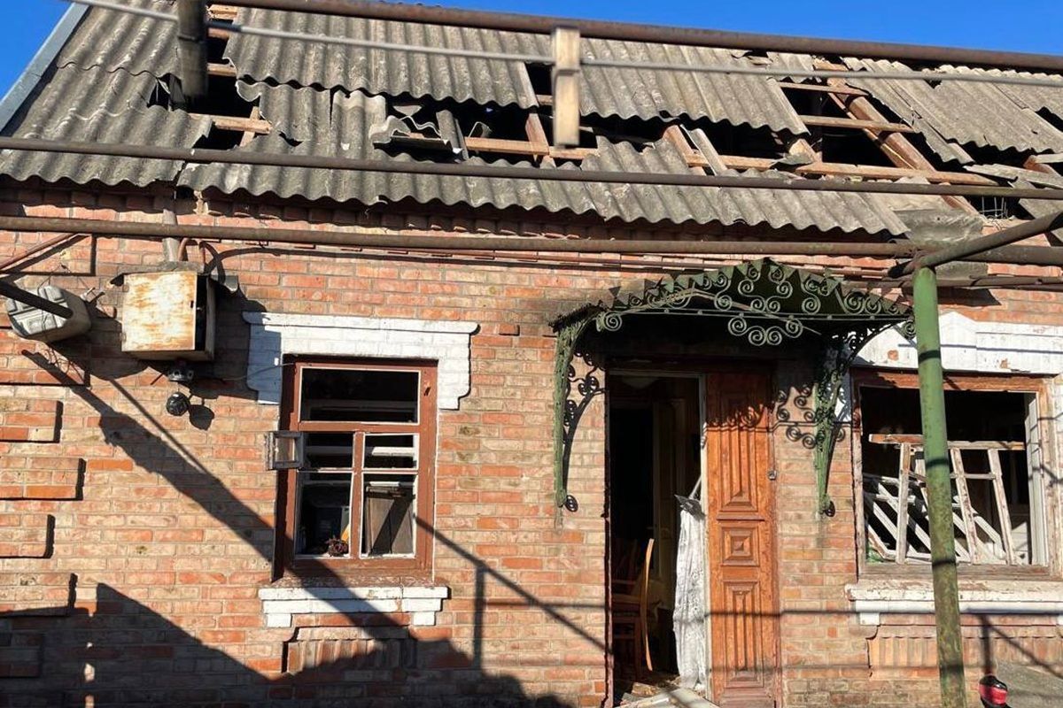 Враг ударил по Никопольскому району из артиллерии и дронов-камикадзе Над Днепропетровской областью силы ПВО сбили 4 вражеских «Шахеда» 1