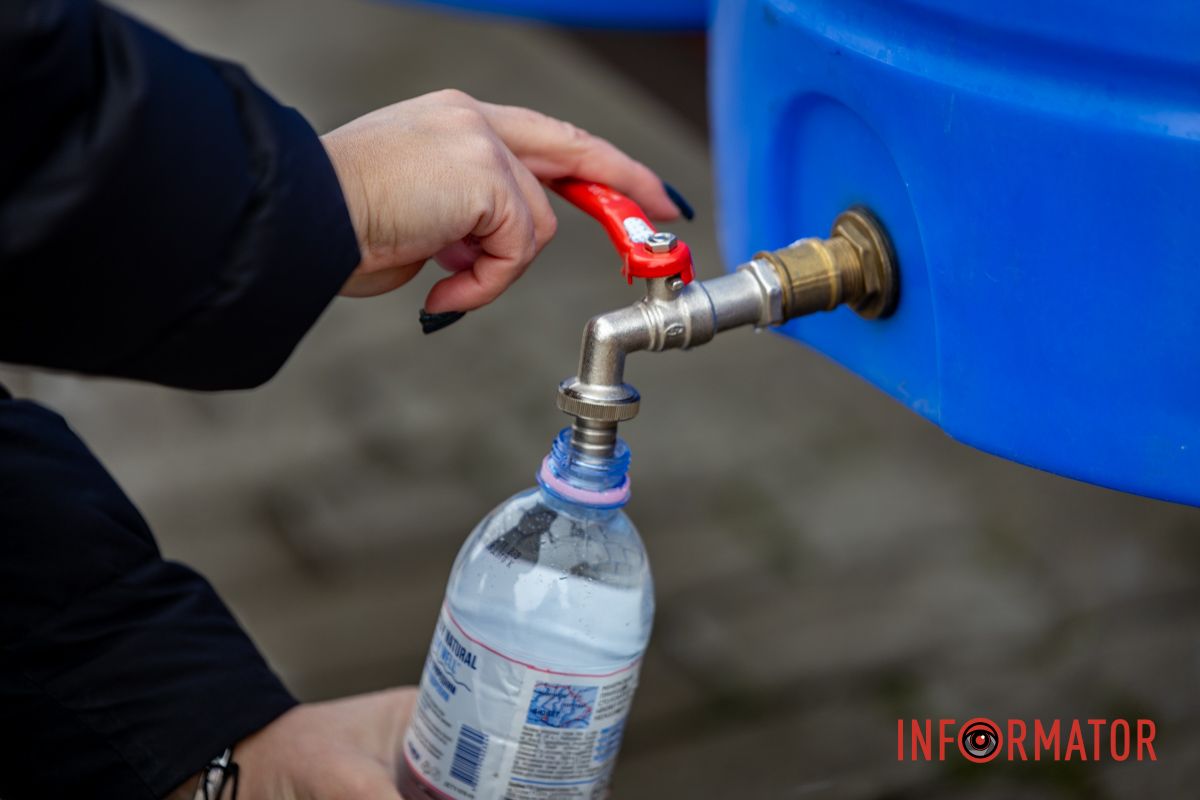 Набрать освященную воду можно было бесплатно