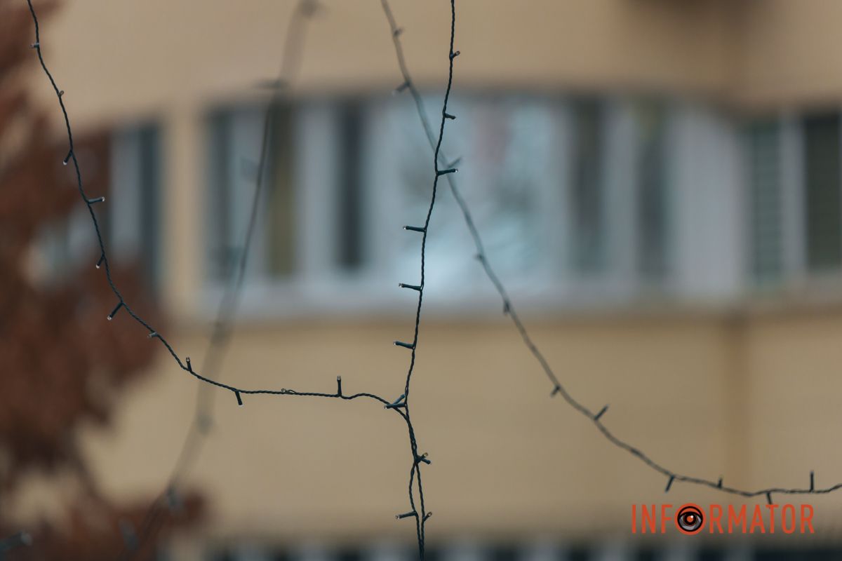 У понеділок, 13 січня, з вулиці Яворницького у Дніпрі зник гігантський Санта-Клаус