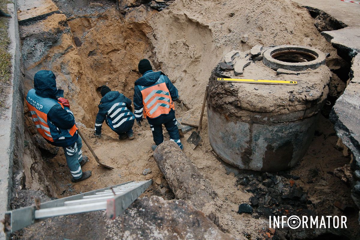 Начались строительные работы В Днепре на Феодосия Макаревского из-за строительных работ частично перекрыта дорога 5