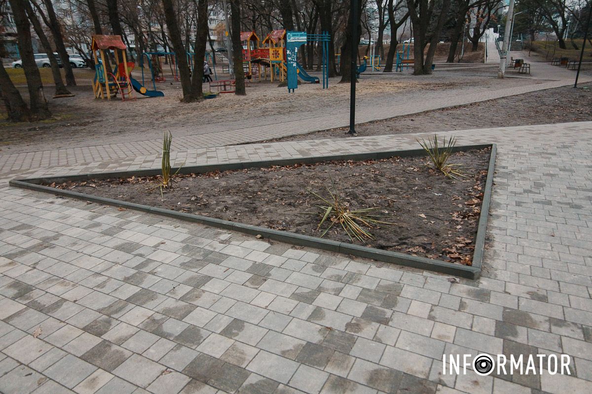 Зоны для клумбы Как в Днепре на 20-летие Победы в период войны обустроили сквер более чем за 2 миллиона гривен 12