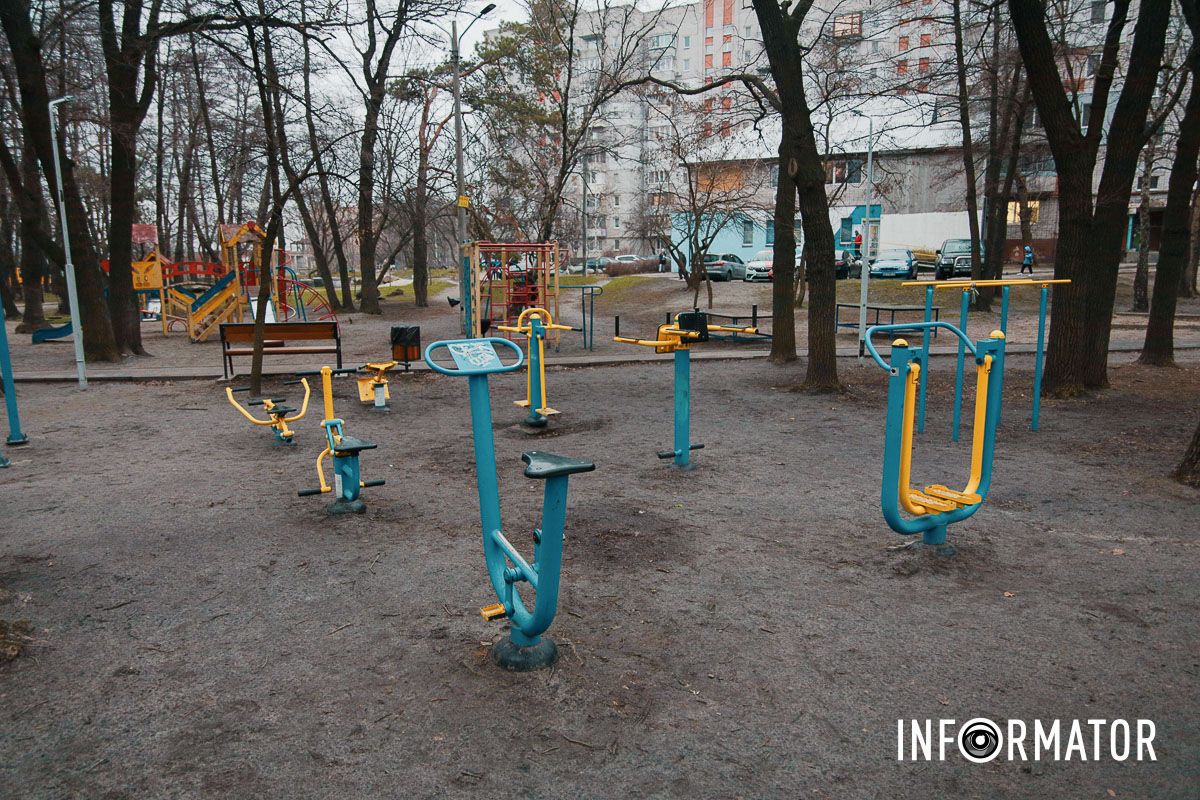 Площадка для тренировок Как в Днепре на 20-летие Победы в период войны обустроили сквер более чем за 2 миллиона гривен 25
