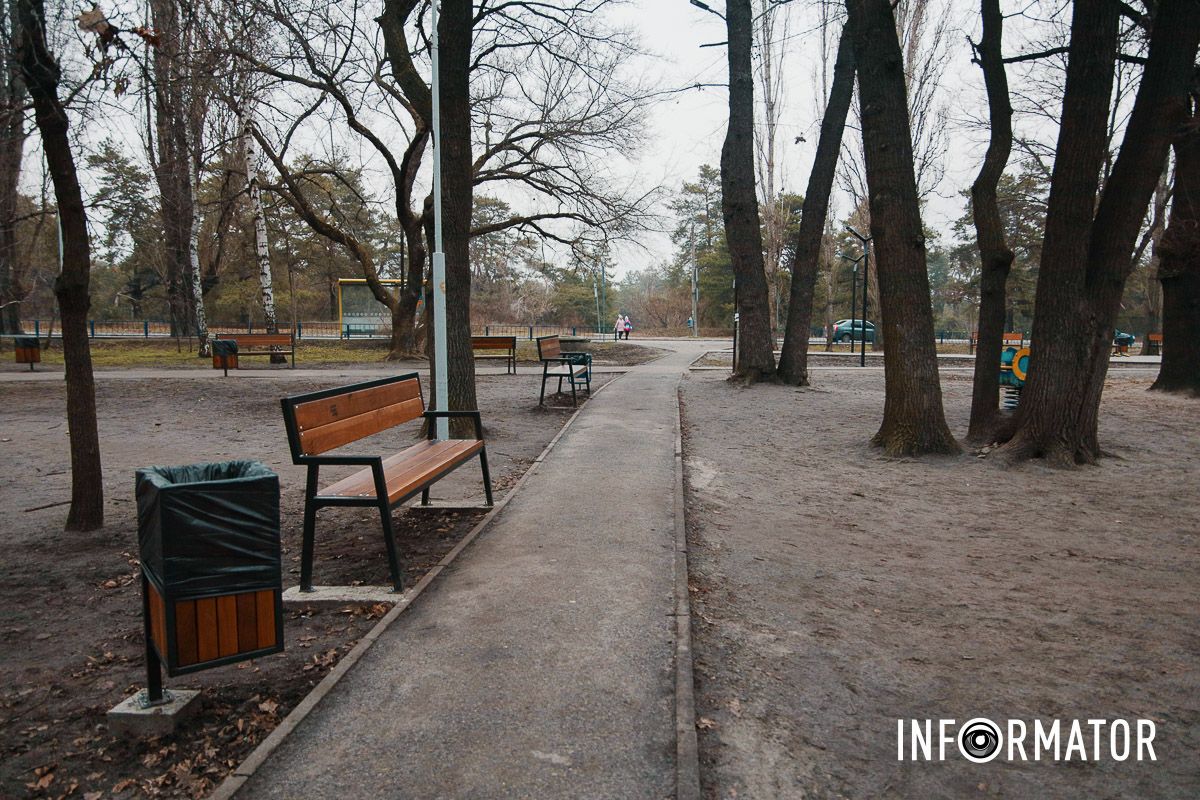 И согласно всем тендерам, работы должны были закончить до 31 октября и до 31 декабря 2024 года. Как в Днепре на 20-летие Победы в период войны обустроили сквер более чем за 2 миллиона гривен 28