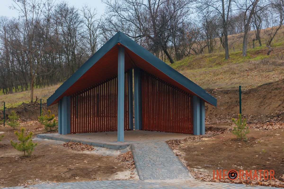 У Дніпрі в урочищі Тунельна балка завершили будівництво рекреаційного майданчика 1