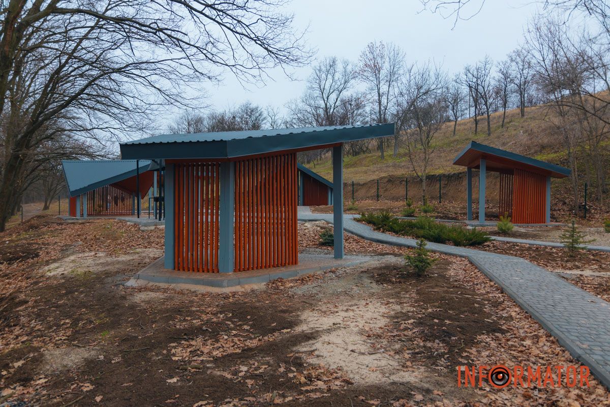 У Дніпрі в урочищі Тунельна балка завершили будівництво рекреаційного майданчика 8