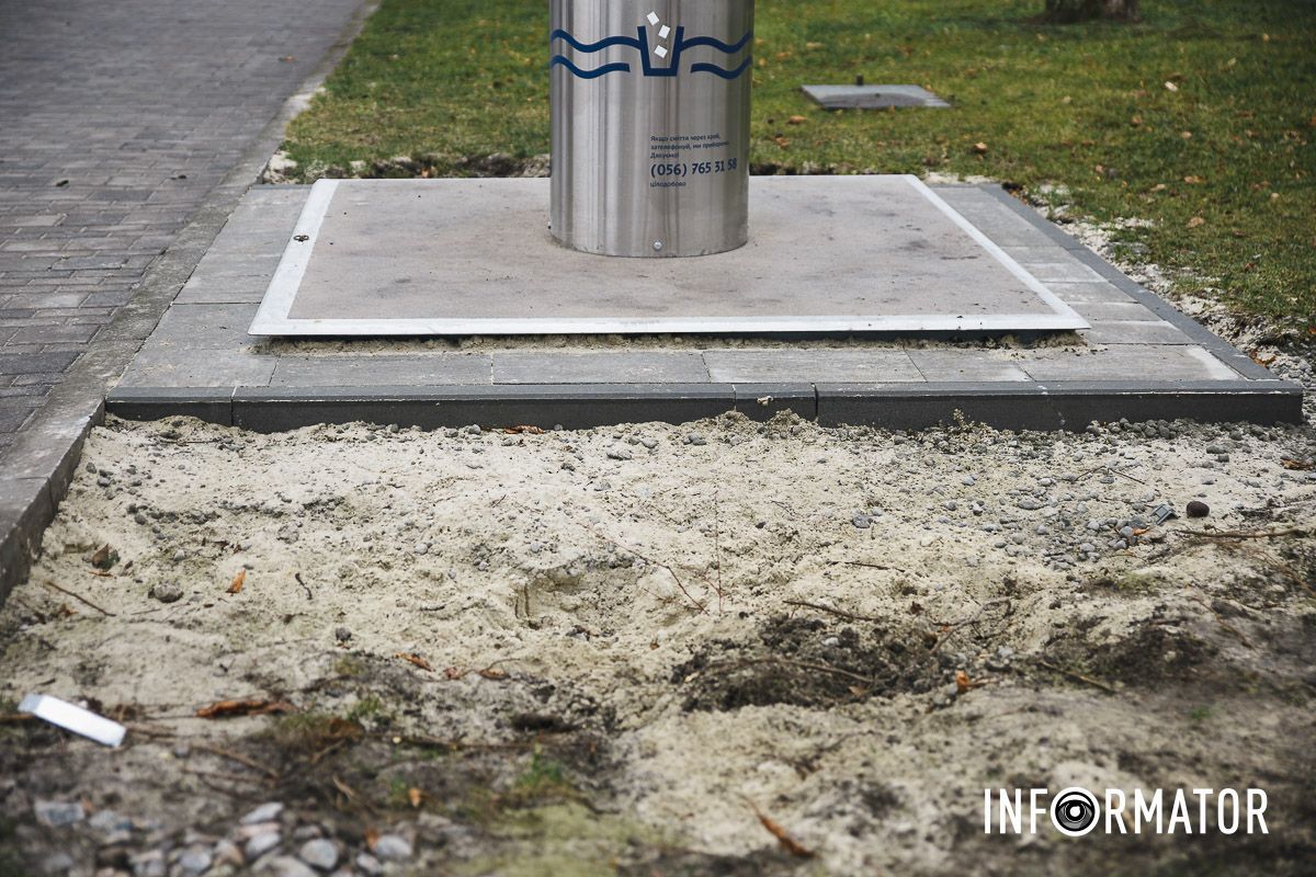 В Днепре во время войны закупили 20 подземных мусорных баков за более 6 миллионов гривен 12