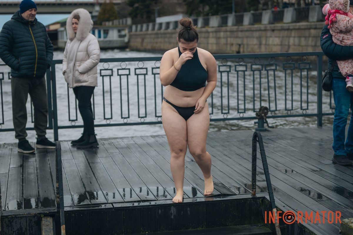 На праздник Богоявления совершается особый Чин освящения воды, называемой великой агиасмой, что в переводе с греческого означает - святыня