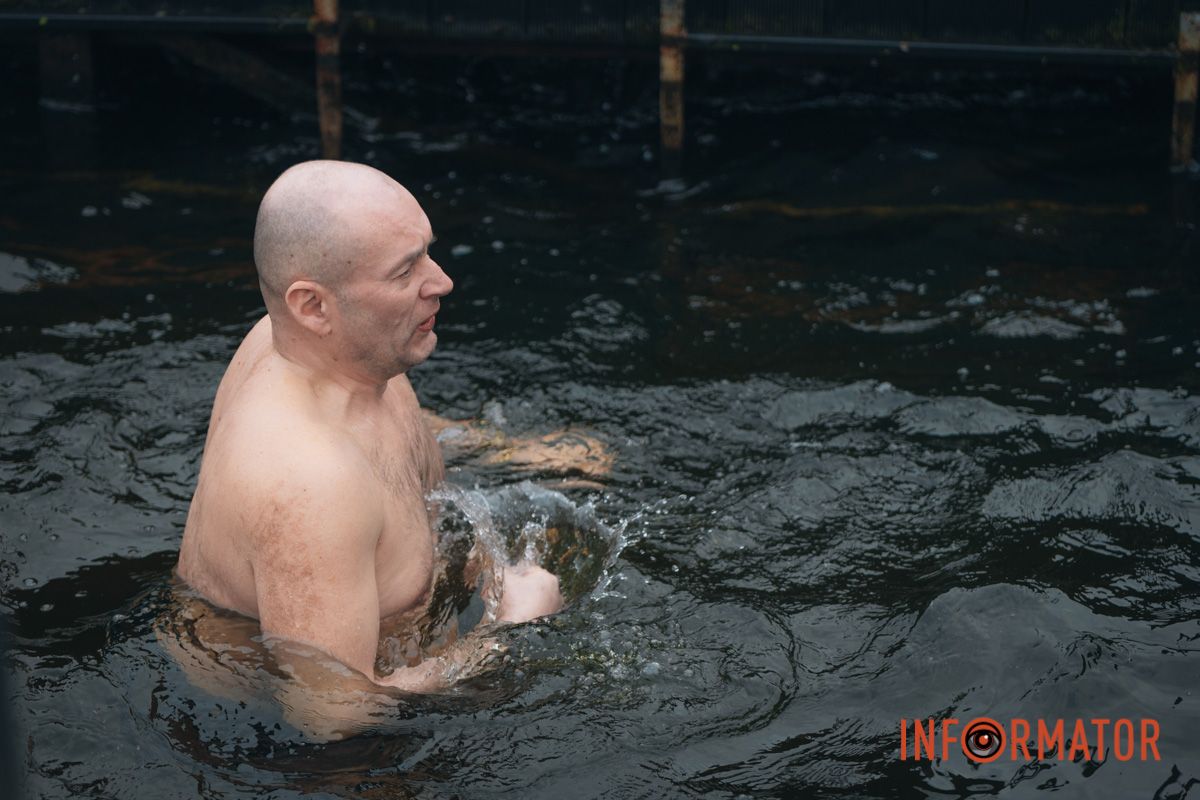 Даже смотреть холодно