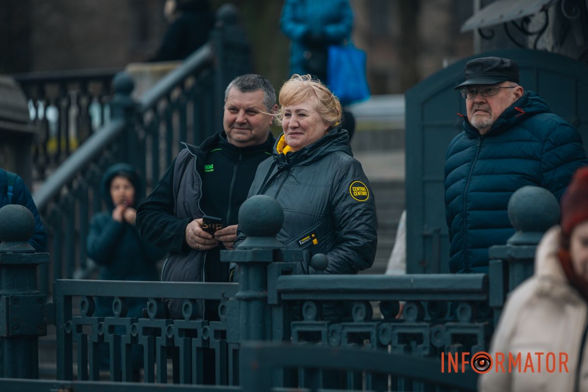 Купания привлекали внимание