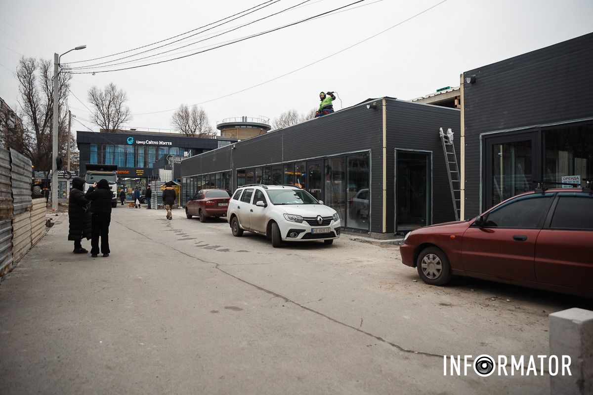 У Дніпрі на ринку «Кодак» на Перемозі триває реконструкція: що змінилось 9
