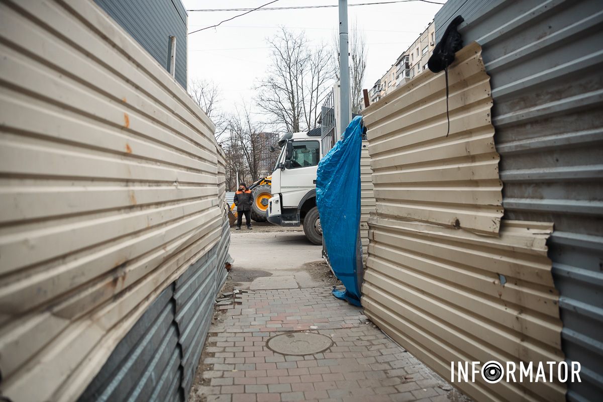 У Дніпрі на ринку «Кодак» на Перемозі триває реконструкція: що змінилось 11