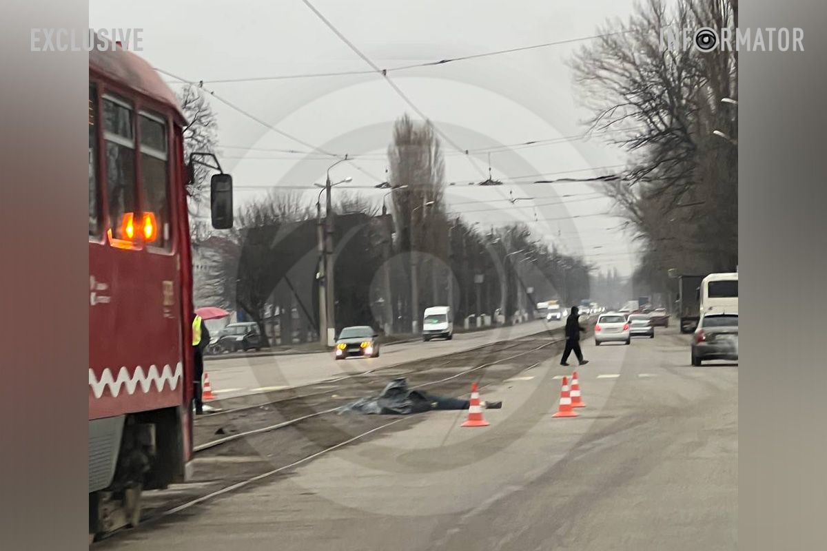 У середу, 22 січня, у Дніпрі на проспекті Богдана Хмельницького сталася смертельна ДТП У середу, 22 січня, у Дніпрі на проспекті Богдана Хмельницького сталася смертельна ДТП
